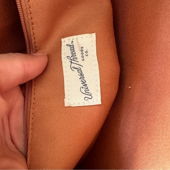 Target Universal Thread Sherpa Fuzzy Pouch - Picture 3 of 4